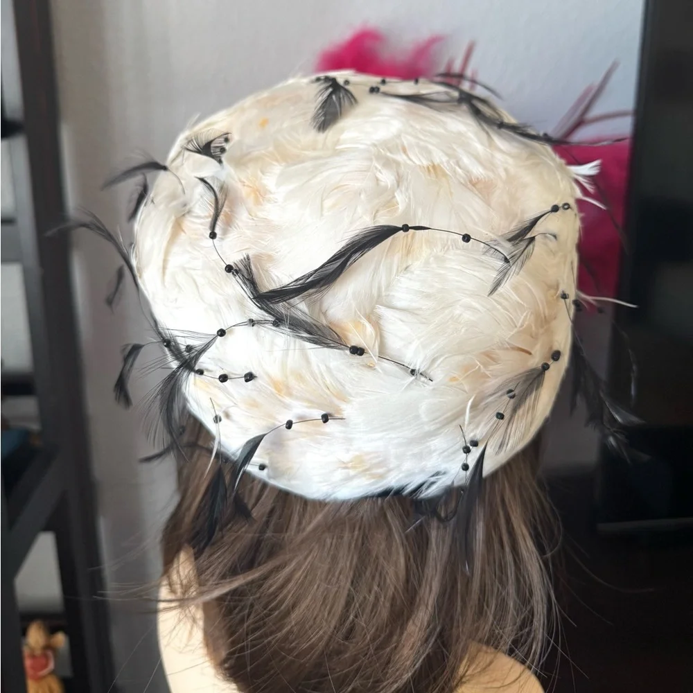 Vintage Black and White Feathered Hat - Picture 6 of 12